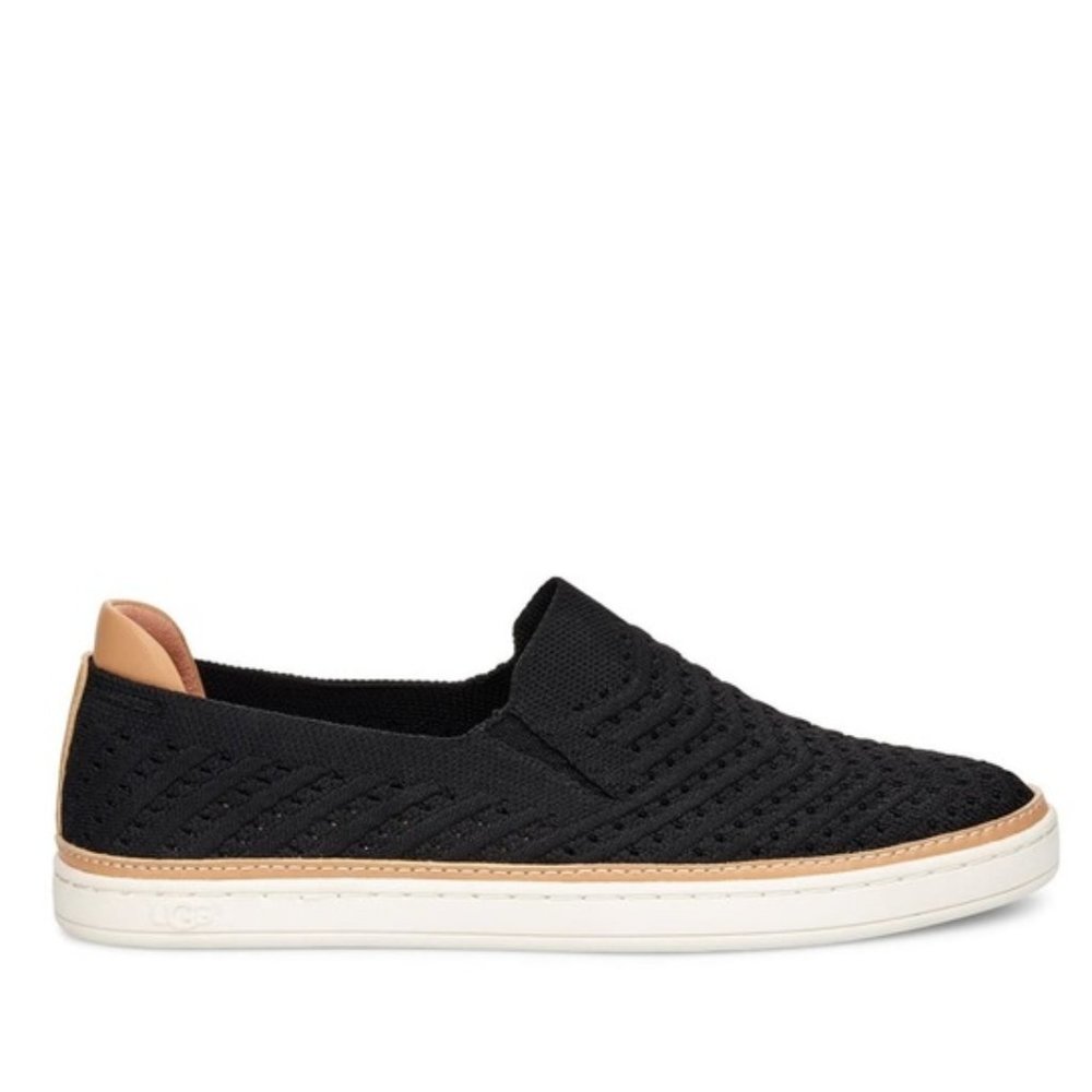 🎁 UGG Sammy Chevron Women's Sneaker - Picture 3 of 4